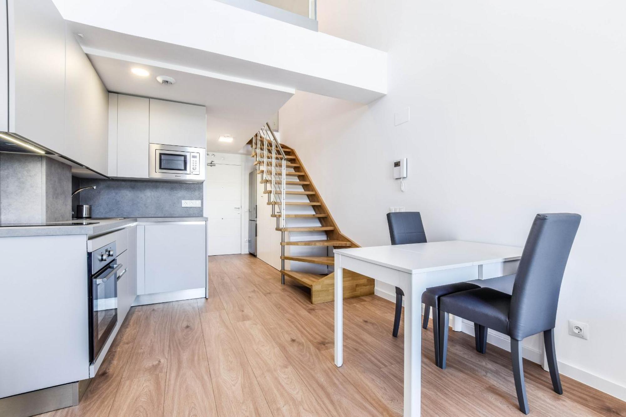 Apartamentos Reformados Con Garajes Incluido 圣塞巴斯蒂安德洛斯雷耶斯 外观 照片